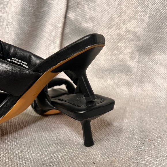 H&M Black Strappy Heeled Sandals - Picture 2 of 8